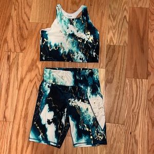 old navy athletic set, adult extra small, multicolored
